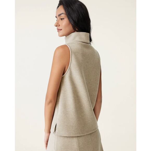 OGL Turtle Neck Split Hem Top NWT SIZE M - Picture 2 of 7